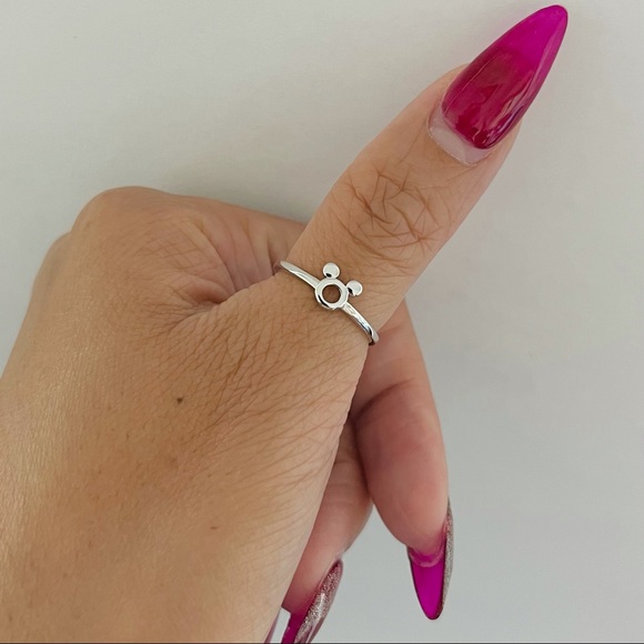 Sterling silver Mickey Mouse inspired ring, Mickey Mouse ring, Disney ring - Picture 9 of 11